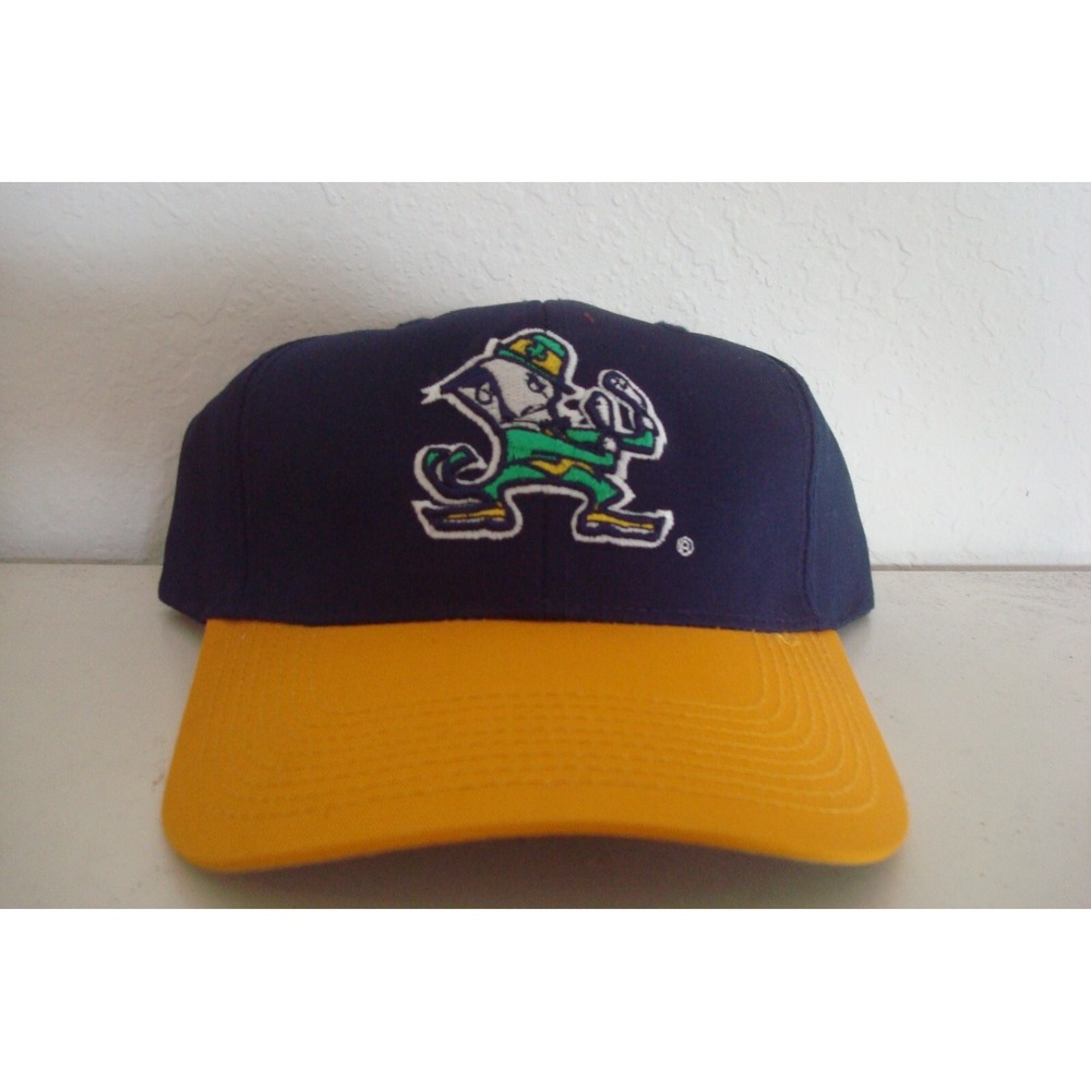 NOTRE DAME IRISH STRAPBACK DEADSTOCK HAT CAP VINTAGE A4